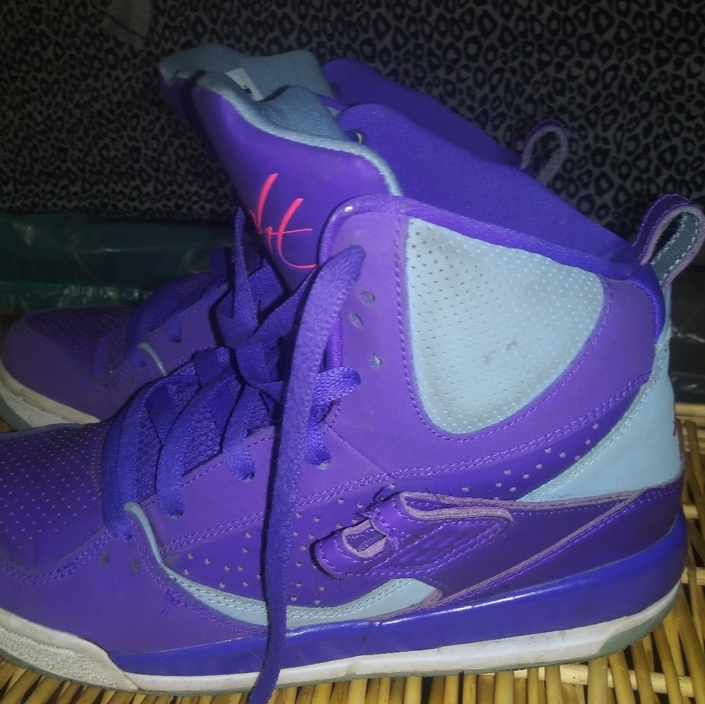 Authentic Jordan Flights - Picture 6 of 6